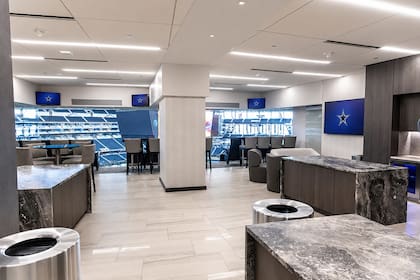 Una de las suites del AT&T Stadium, un sector VIP con todas las comodidades para disfrutar del partido