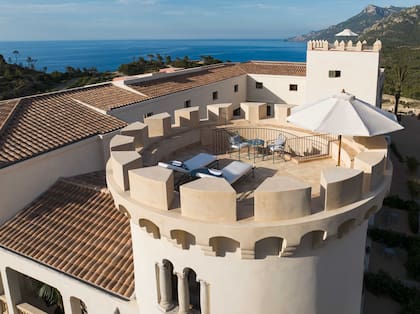 Una de las suites se encuentra dentro de una torre del siglo XV.