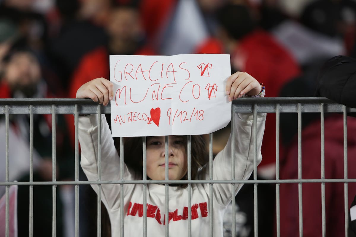 Una de las tantas muestras de afecto en el Monumental, en la vuelta de Marcelo Gallardo
10+08-24