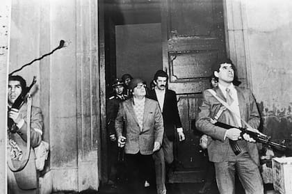 Una de las últimas imágenes de Salvador Allende con vida, el 11 de septiembre de 1973, en La Moneda
