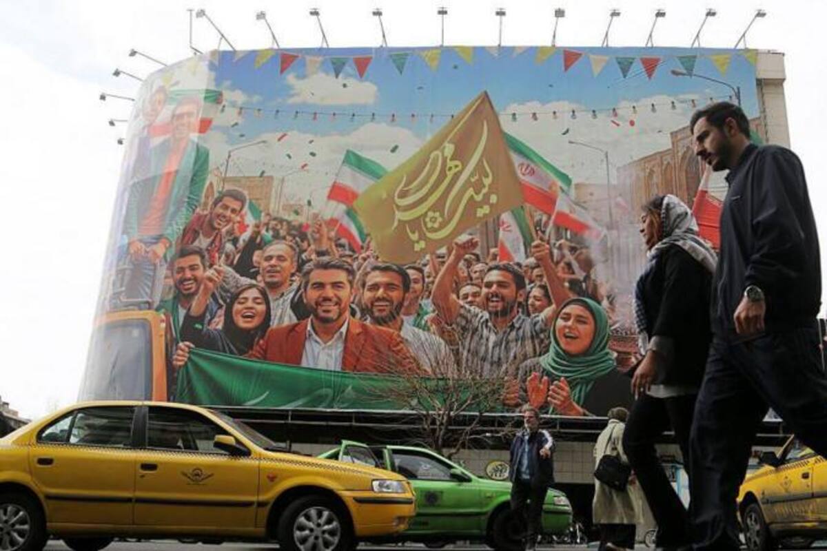 Una de los murales propagandísticos del régimen, en la capital Teherán