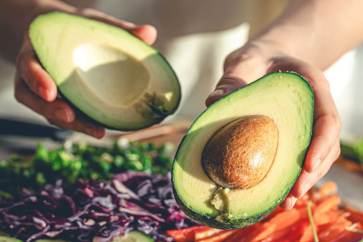 Una dieta saludable rica en palta es fundamental para una buena salud