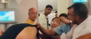 Una discusión entre dos pasajeros terminó con golpes, gritos y una remera rota durante un vuelo a Londres