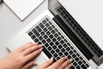 Una encuesta reveló que el teletrabajo era clave para la contratación, productividad y reducción de costos en agencias estatales