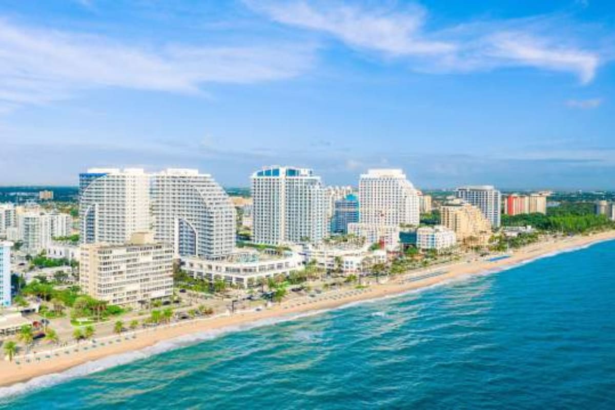 Una encuesta reveló que las tasas impositivas estatales y locales totales efectivas de Florida para el hogar promedio en EE.UU. son solo del 8,67%