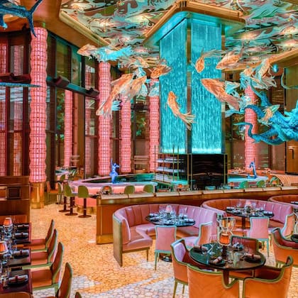 Una enorme pecera al centro del lugar es el curioso detalle del restaurante donde cenaron Lionel Messi, su esposa y sus amigos