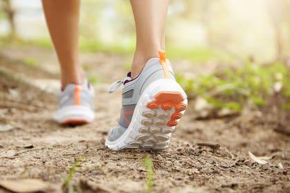 Una entrenadora en Nueva York reveló un ejercicio simple y sostenible para mejorar la digestión
