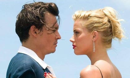 Una escena de Diario de un seductor, la película donde Johnny Depp y Amber Heard se conocieron (Crédito: ScreenGeek)