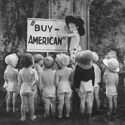 Una escena de "Polly Tix in Washington", uno de los primeros cortos protagonizados por Shirley Temple