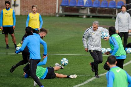 Una escena del entrenamiento de Boca, este viernes.