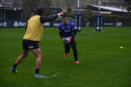 Una escena del entrenamiento de Los Pumas en su predio de Ingeniero Maschwitz