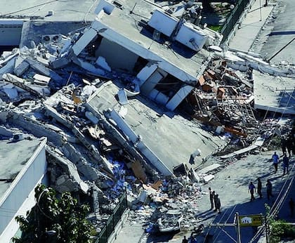 Una escena desoladora de los destrozos del terremoto de Haití