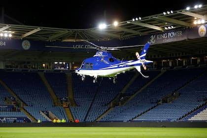 Una escena habitual: el helicóptero del magnate de Leicester despegando desde el propio campo de juego.