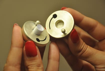 Una esfera objeto de joyería muy original