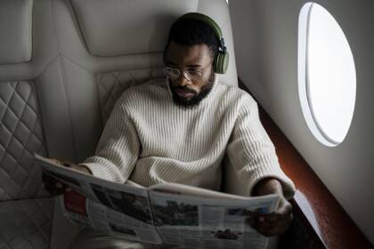 Una exazafata reveló los secretos para viajar en primera clase gratis cuando hay lugares disponibles