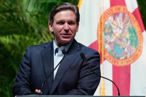 Una exclusión en una ley aprobada por DeSantis llamó la atención de los críticos