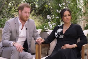 Una exempleada reveló las internas y secretos de trabajar junto a Meghan Markle y el príncipe Harry