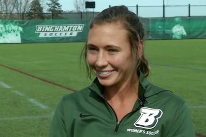 En 2017, Saager-Beckley ayudó a Binghamton a recuperarse después de haber terminado último en su conferencia la temporada anterior