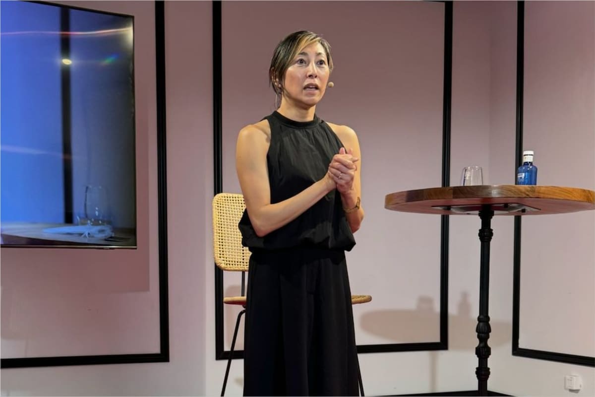 Una experta en yoga facial reveló el mejor truco para eliminar la papada. Captura: @yoga_facial