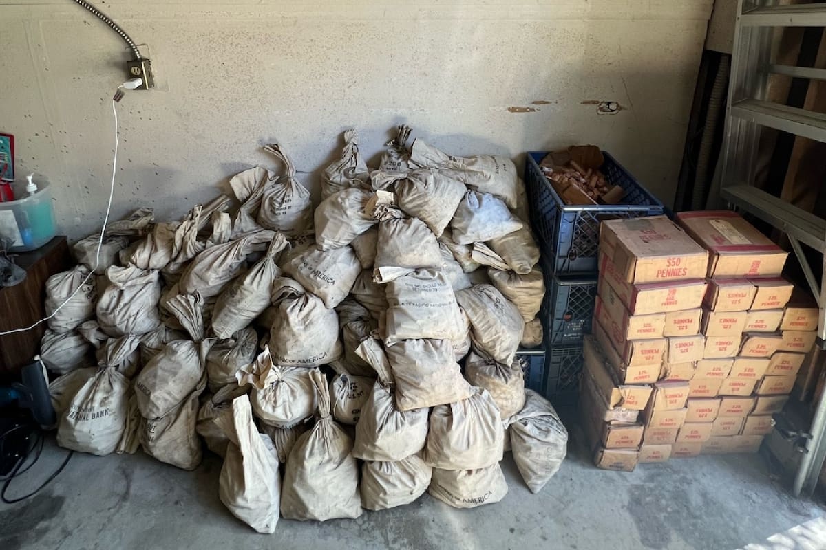 Una familia de Los Ángeles hizo el gran hallazgo de un millón de centavos en su sótano