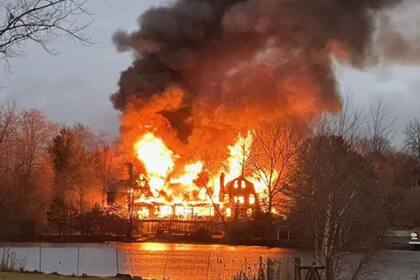 Una familia de Weston, Connecticut, vivió una verdadera pesadilla en el último Día de Acción de Gracias (Bomberos de Weston)