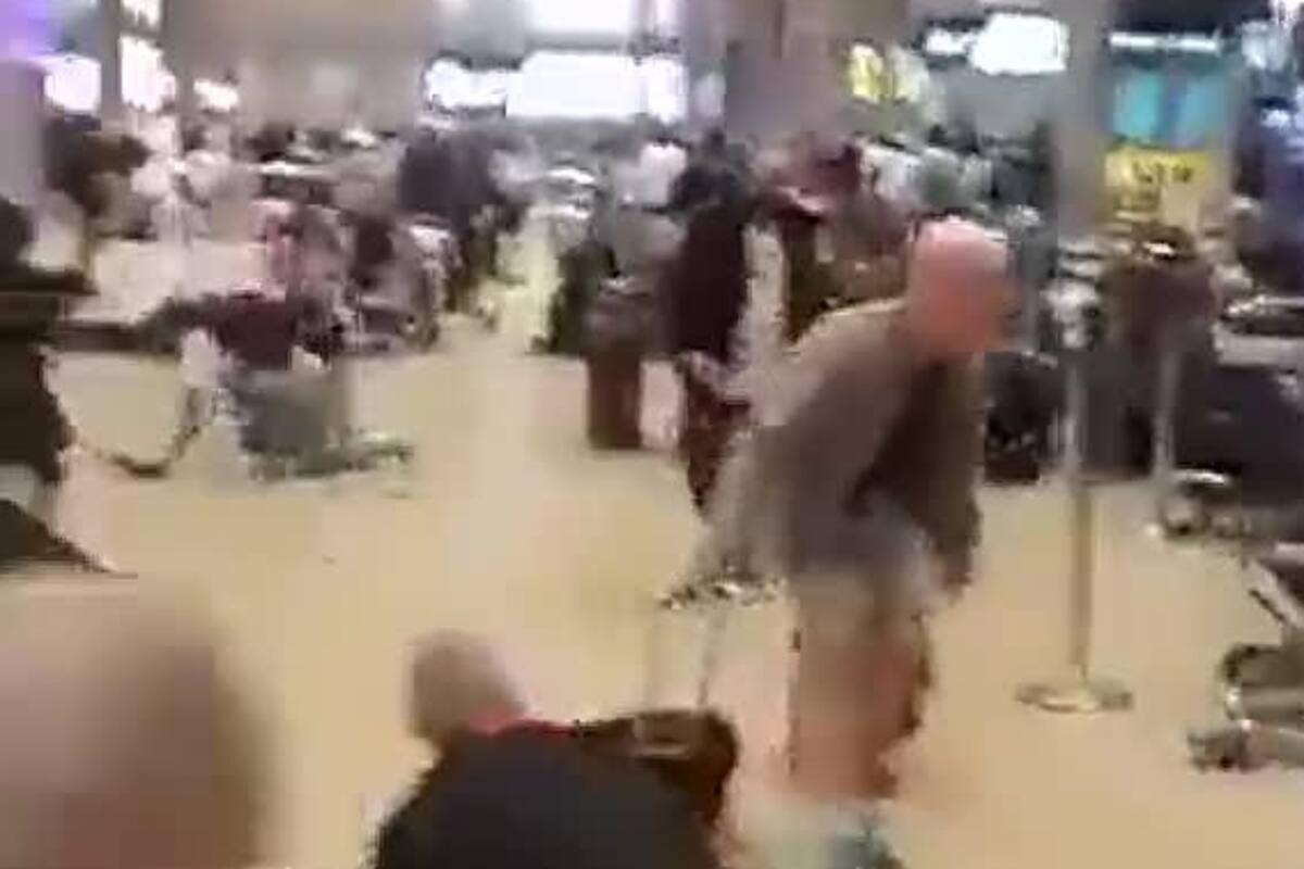 Una familia estadounidense llevaba una bomba como "recuerdo" en una de sus valijas