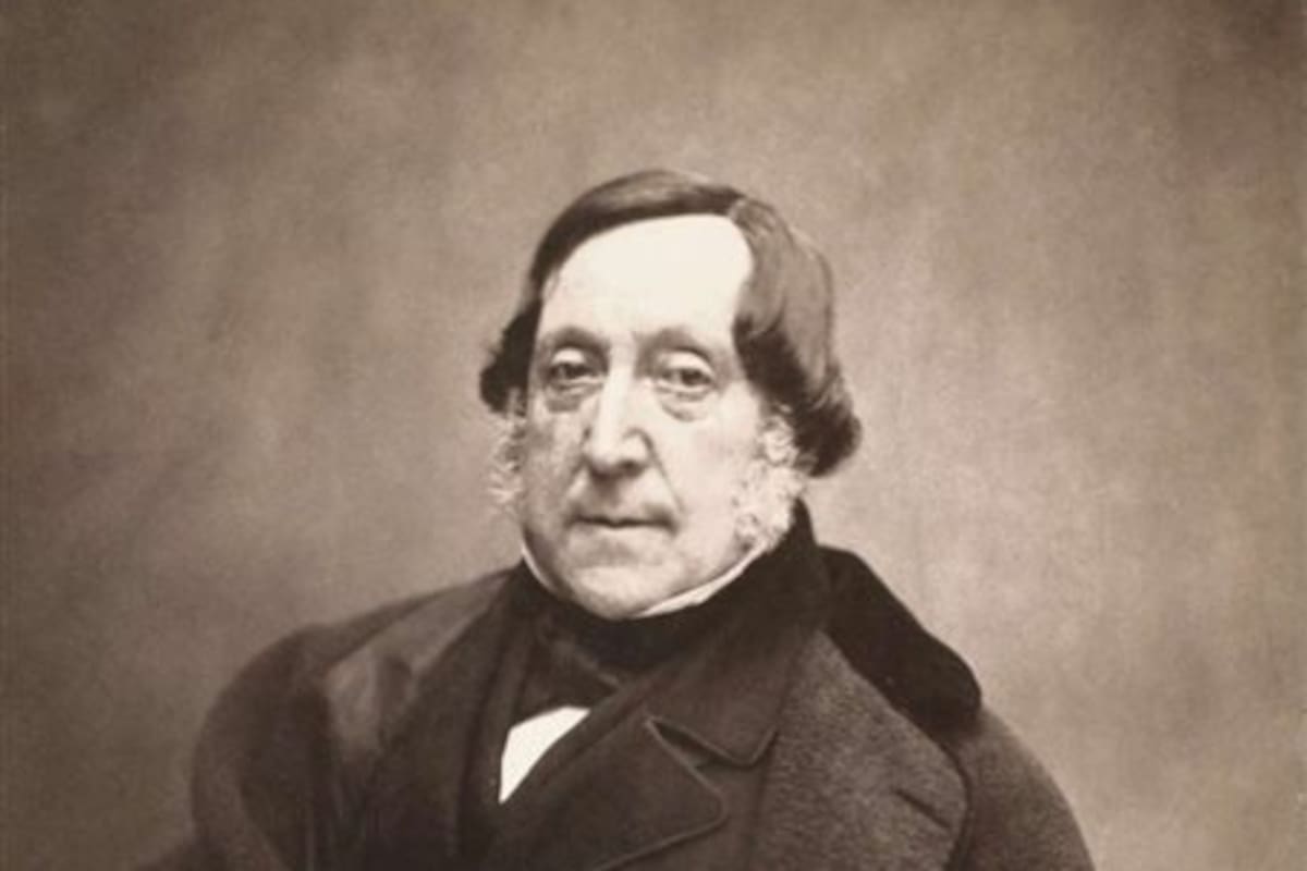 Una figura misteriosa, famosa e ignota