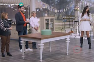Una figura que se infiltró en el segundo programa de Bake Off despertó la curiosidad de los espectadores y surgió una desagradable versión