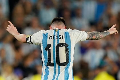 Una fija en la formación argentina: con la "10", Lionel Messi