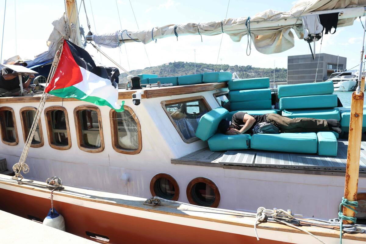 Una flotilla de activistas partió desde Barcelona rumbo a Gaza