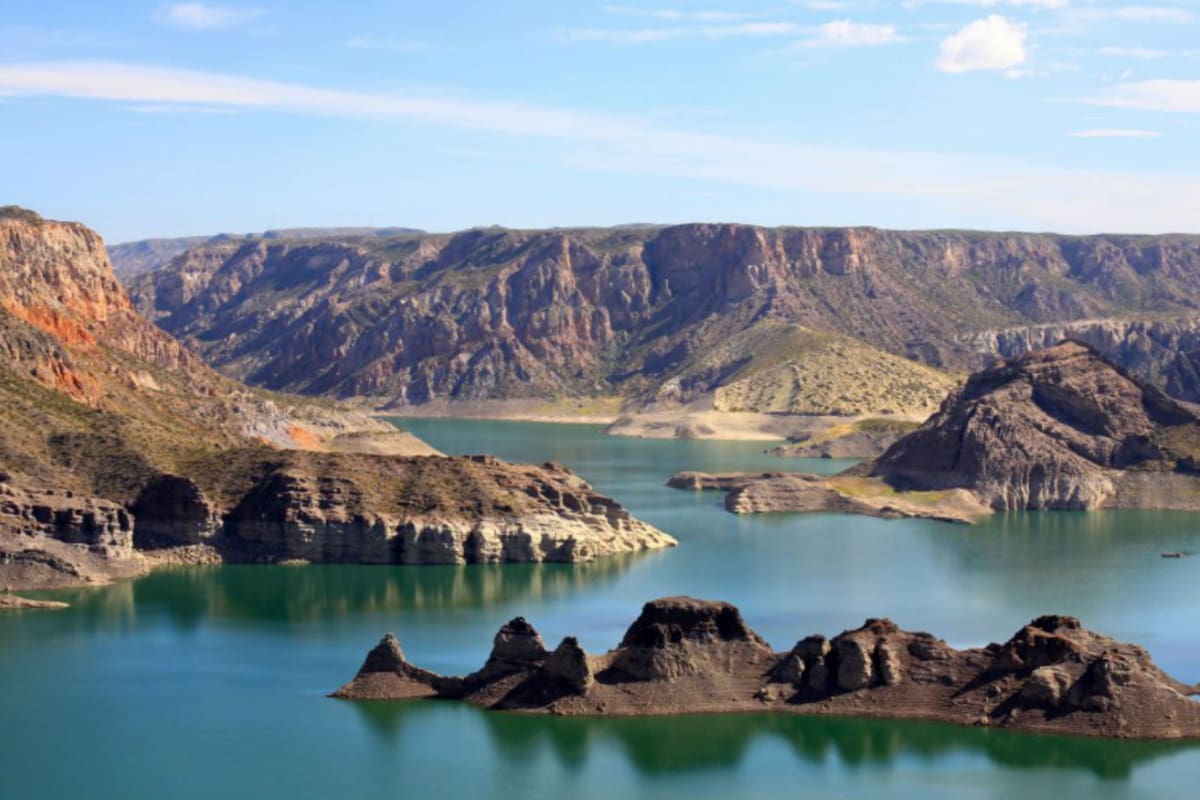 Una formación geológica del embalse Valle Grande, en San Rafael, recibirá el nombre de la nave desaparecida