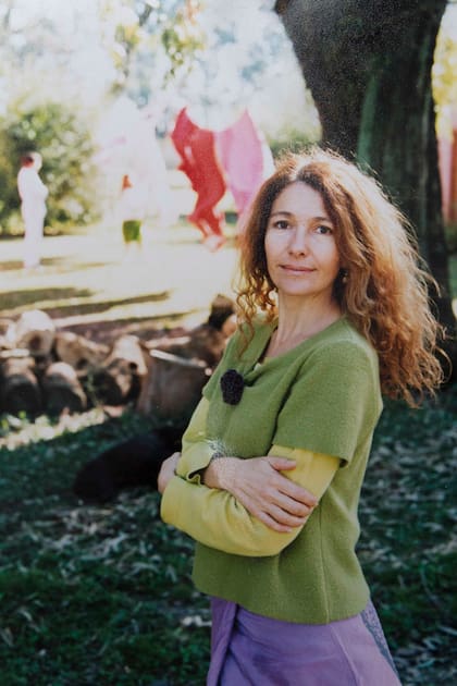 Una foto de Alicia Goñi (artista plástica, diseñadora y decoradora). Expuso su obra en galerías de Buenos Aires y Uruguay, Nueva York y París.