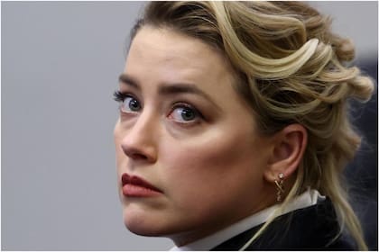 Una foto de Amber Heard con sangre en el labio y una misteriosa nota generó algunas dudas entre los seguidores de este juicio millonario (Foto: REUTERS/Evelyn Hockstein)