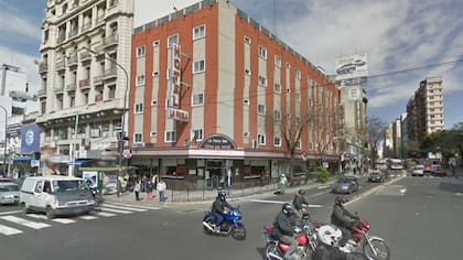 Una foto de archivo de lo que era el antiguo bar La Perla de Once