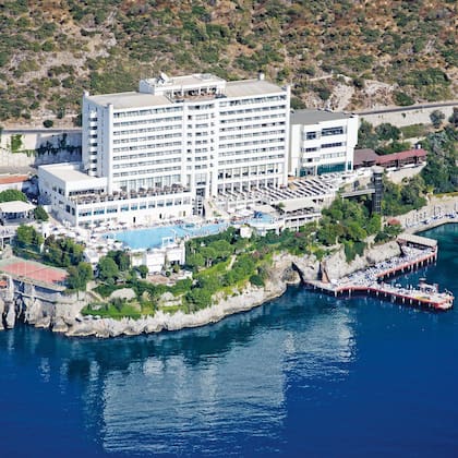 Una foto del KoruMar Hotel De Luxe, el hotel de lujo en el que se hospedaba Charles George Courtney