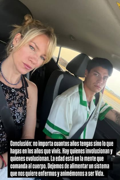 Una foto junto a su pareja y con una contundente reflexión