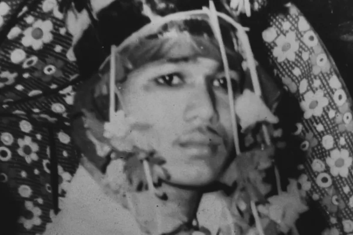 Una fotografía del impostor Dayanand Gosain durante su boda en 1982.