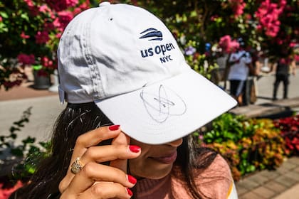 Una gorra firmada por Novak Djokovic