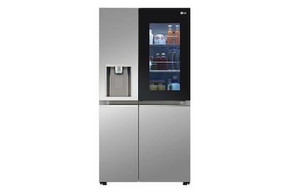 Una heladera InstaView Door-in-Door de LG permite ver el interior desde afuera y tiene reconocimiento de voz para abrirla sin usar las manos