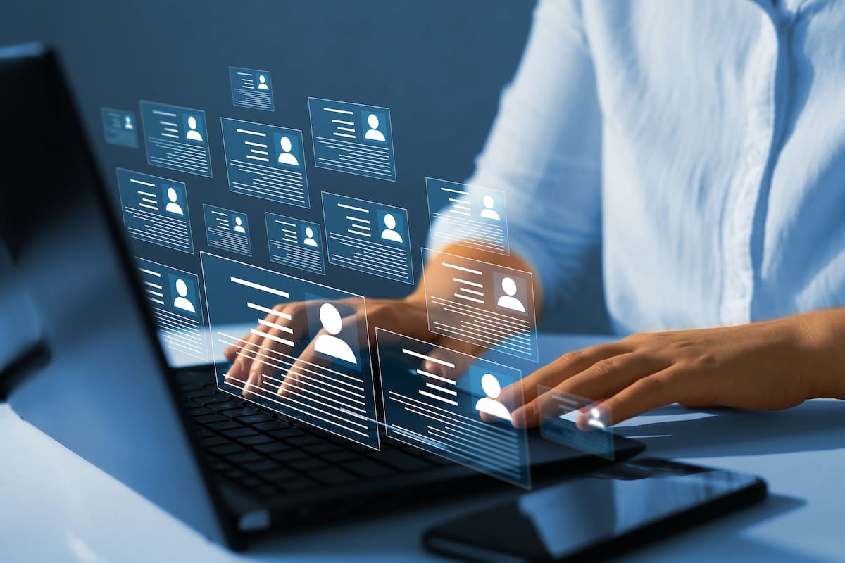 Una herramienta de inteligencia artificial permite buscar empleo y postularse en forma masiva a todos los puestos atractivos, creando una carta de presentación personalizada para cada uno