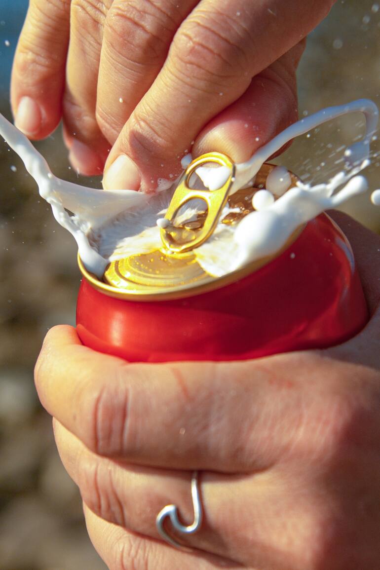 Una idea millonaria que revolucionó la industria de las latas de cerveza