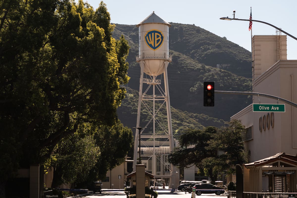 Una imagen clásica de los estudios Warner, cuya fusión con Paramount encuentra nuevos obstáculos