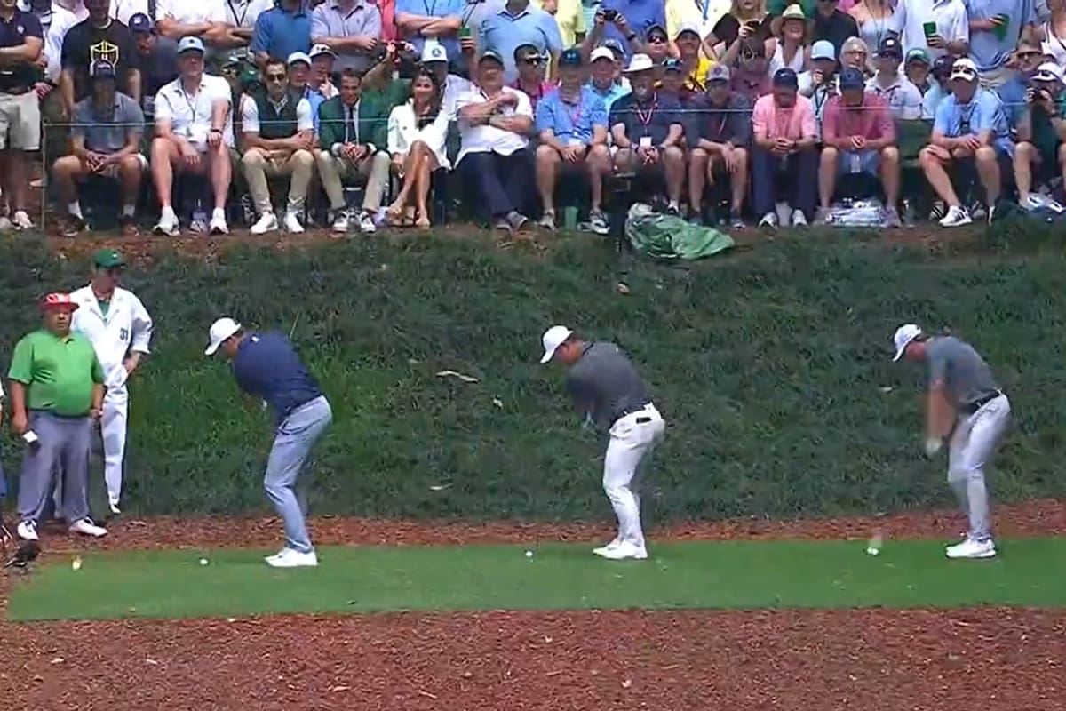 Una imagen curiosa del torneo de Par 3, donde Scottie Scheffler lanza desde el centro y anota su hoyo en uno.