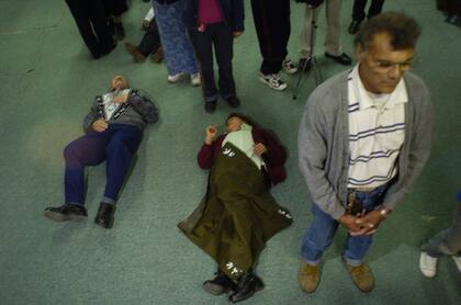 Una imagen de fieles en una iglesia pentecostal del conurbano