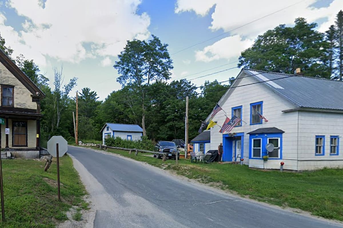 Una imagen de Grafton, el pueblo norteamericano que en 2004 fue "invadido" por 200 libertarios