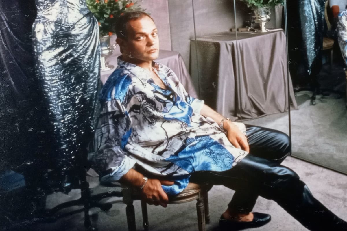Una imagen de Juan Risuelo de su archivo, en West Hollywood, en la década de 1980