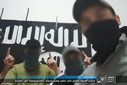Una imagen de los terroristas que atacaron en Moscú compartida por Estado Islámico