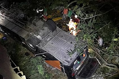 Una imagen del colectivo accidentado en el estado de Minas Gerais, en Brasil