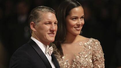 Una imagen reciente: junto con su esposo, el futbolista alemán Bastian Schweinsteiger