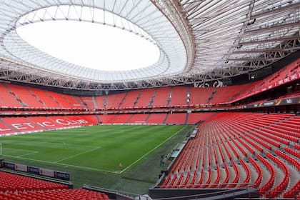 Una imponente vista de San Mamés, el estadio de Athletic de Bilbao y una de las sedes candidatas para albergar el Mundial 2030